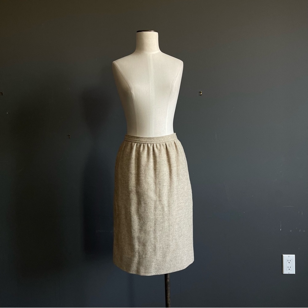 Evan Picone 100% Wool Skirt Textured Oatmeal Minimalist Pencil Midi Capsule